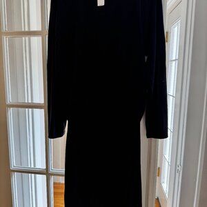 Rucked maxi dress, long sleeve.  Banana Republic, black.  Tags on - XXL
